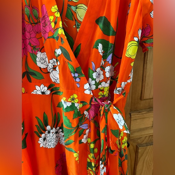 Karen Millen 100% Silk Floral Wrap Dress NWT - Picture 9 of 13